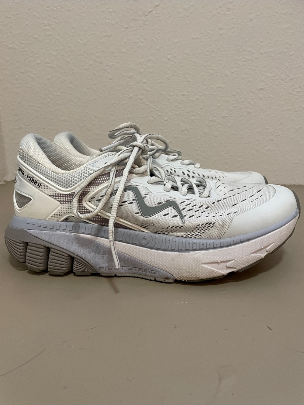 MBT MTR-1500 II Women’s Running Shoes Size 7